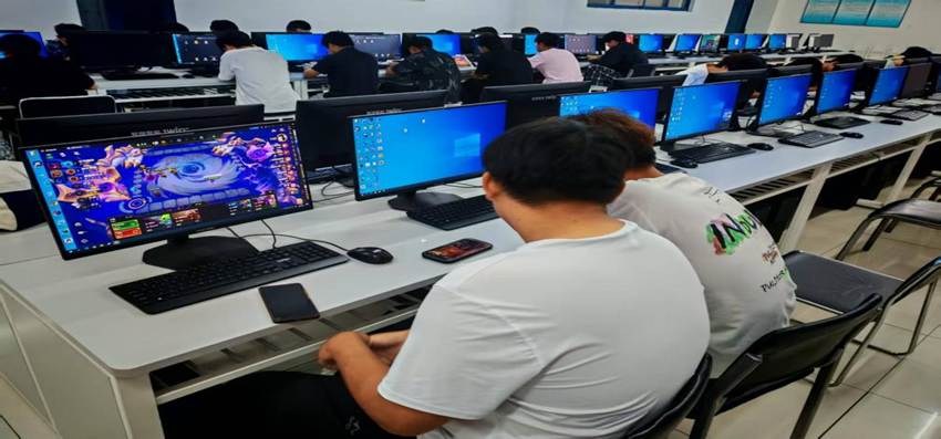 計(jì)算機(jī)協(xié)會(huì) 計(jì)算機(jī)軟硬件開(kāi)發(fā)的引擎與紐帶